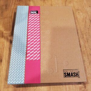 K&Company SMASH Book Folio in Retro Style